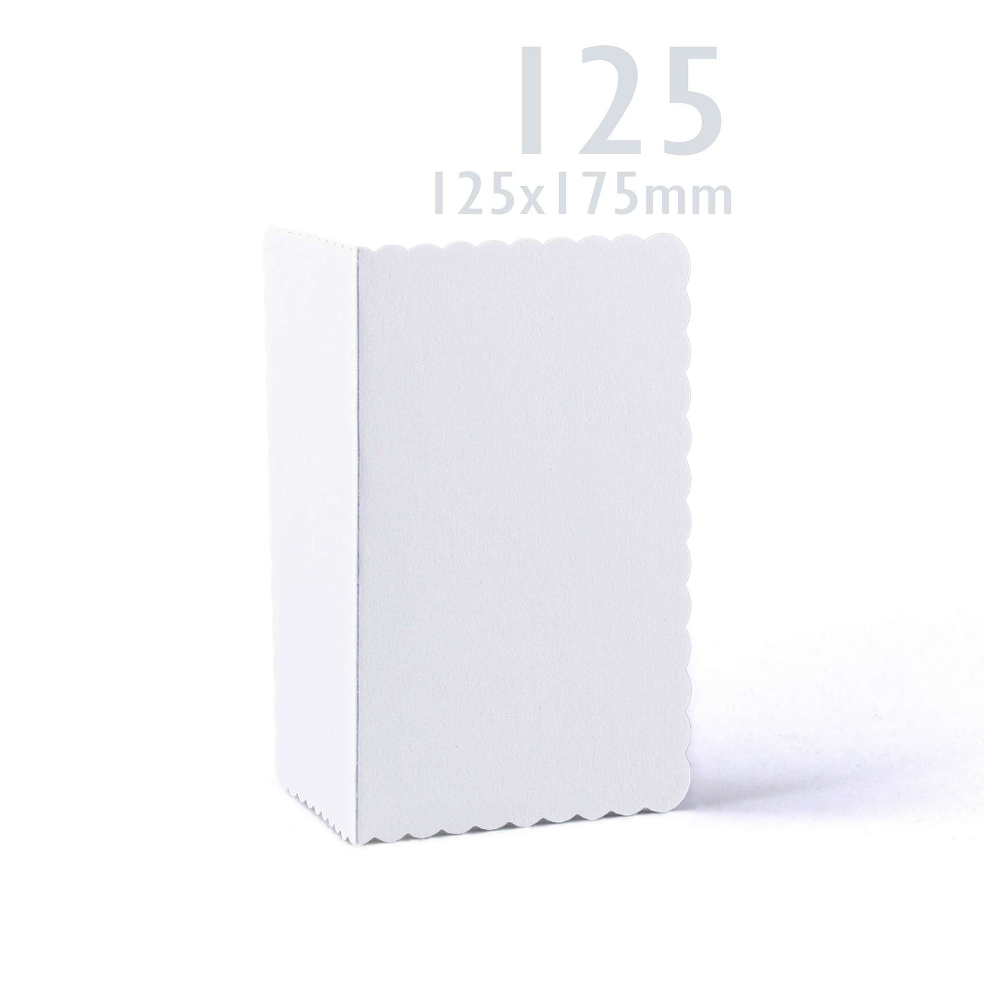 White V-Flap Envelope & Scalloped Card Pack - 133 x 184 mm + 125 x 175 mm