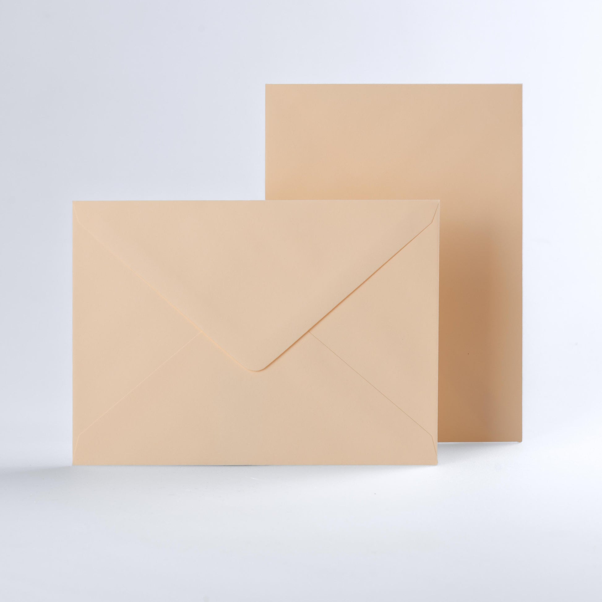 Magnolia Coloured Gummed V Flap Envelopes - 133 x 184mm