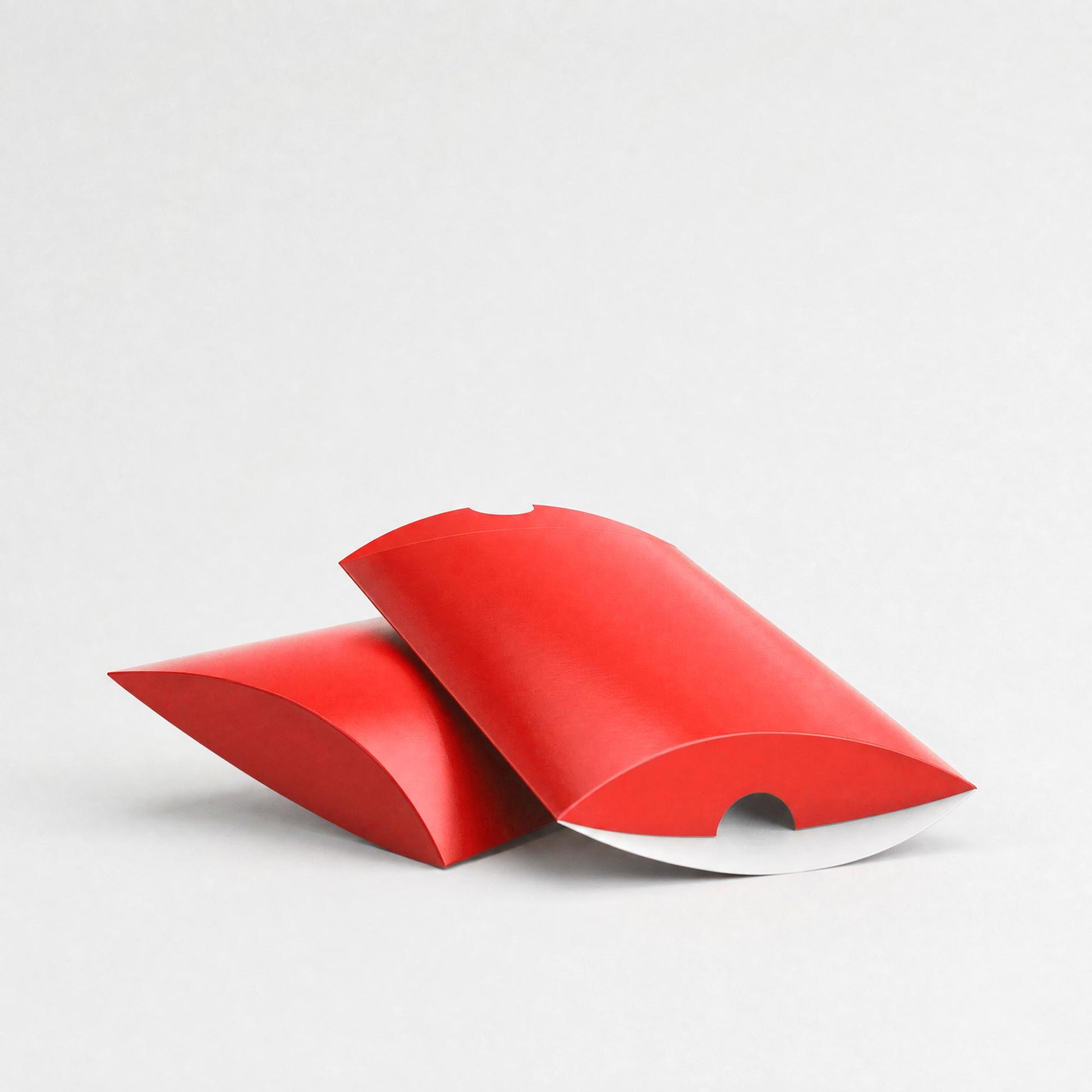 Red Pillow Boxes - C5 - 229 x 162mm