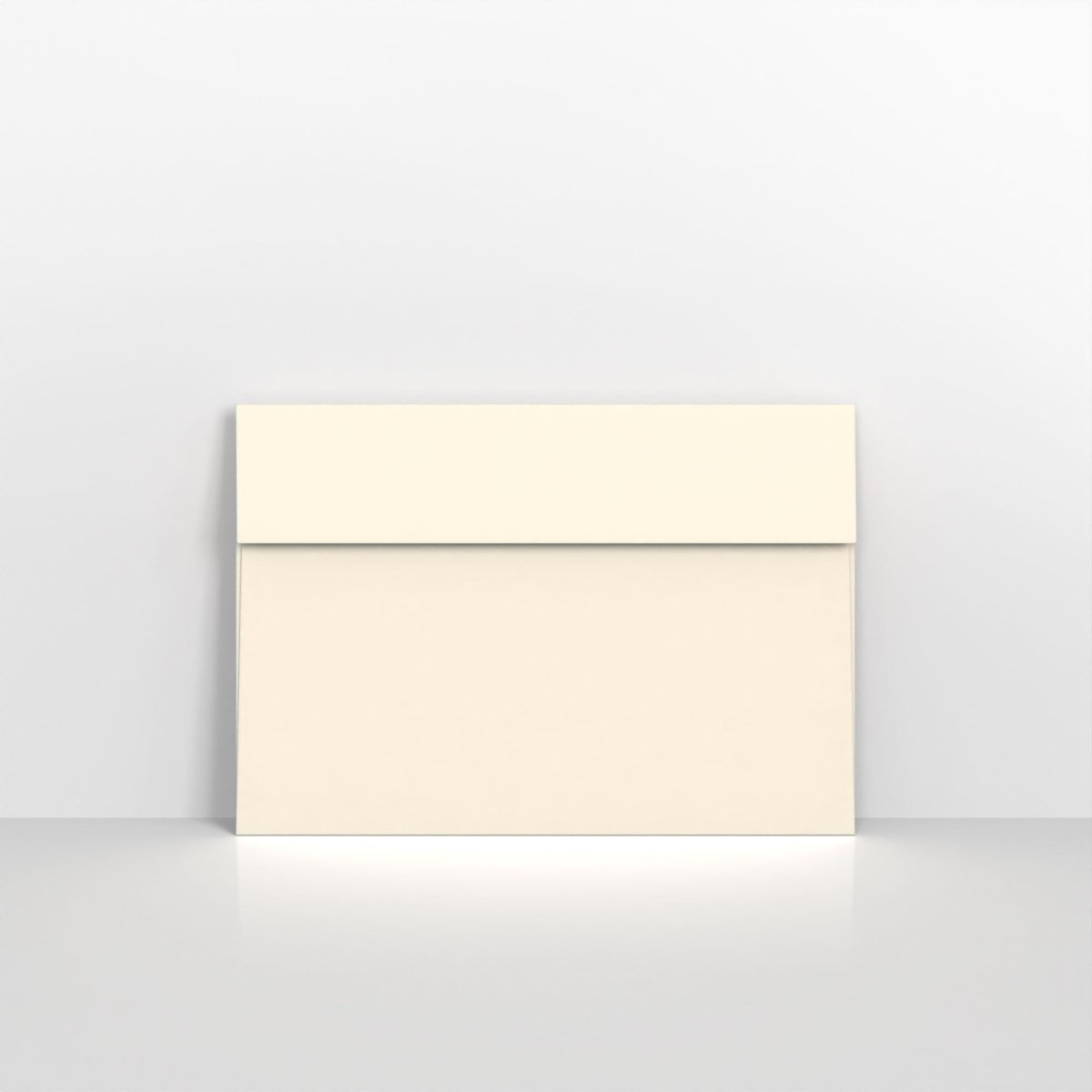 Cream Conqueror Envelopes - Laid Without Window 162 x 229mm